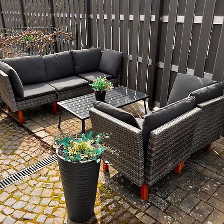 Neue Ferienwohnung Kuestennaehe Mit Terrasse 3Km Zum Strand Osdorf ภายนอก รูปภาพ
