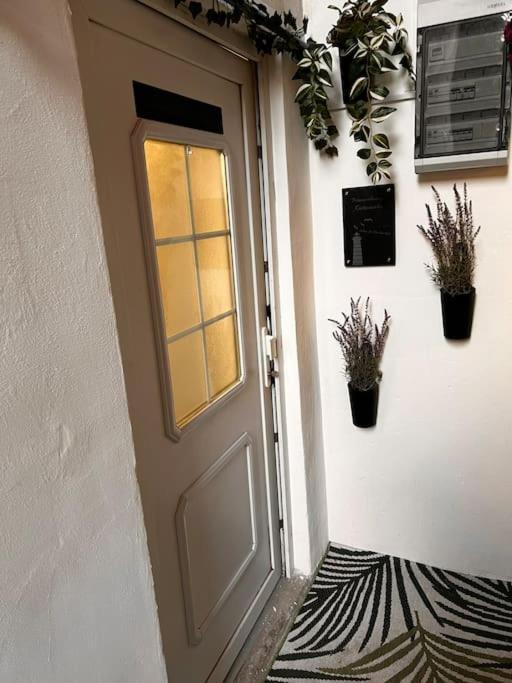 Neue Ferienwohnung Kuestennaehe Mit Terrasse 3Km Zum Strand Osdorf ภายนอก รูปภาพ