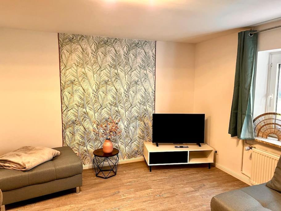 Neue Ferienwohnung Kuestennaehe Mit Terrasse 3Km Zum Strand Osdorf ภายนอก รูปภาพ